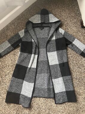 Hooded Open-Front Buffalo Check Cardigan Sweater - Black & Gray